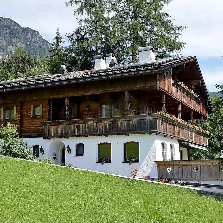 Landhaus *
